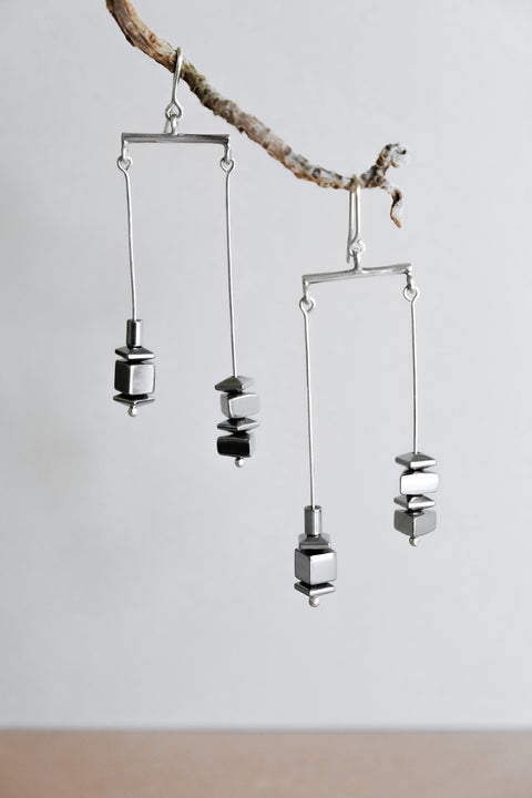 METROPOLIS earrings